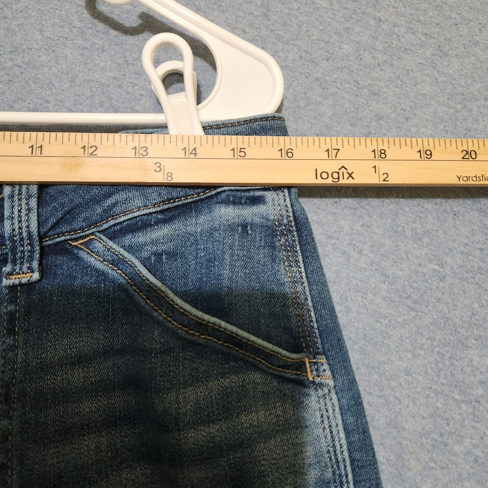 Edgely Slim Straight High Rise Jeans. Size 14 - Picture 3 of 6